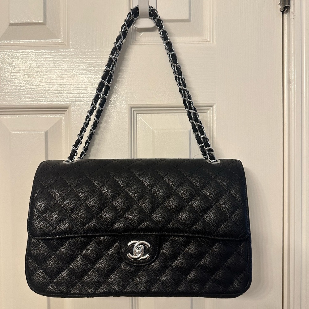 Black purse, Silver accents, NWT